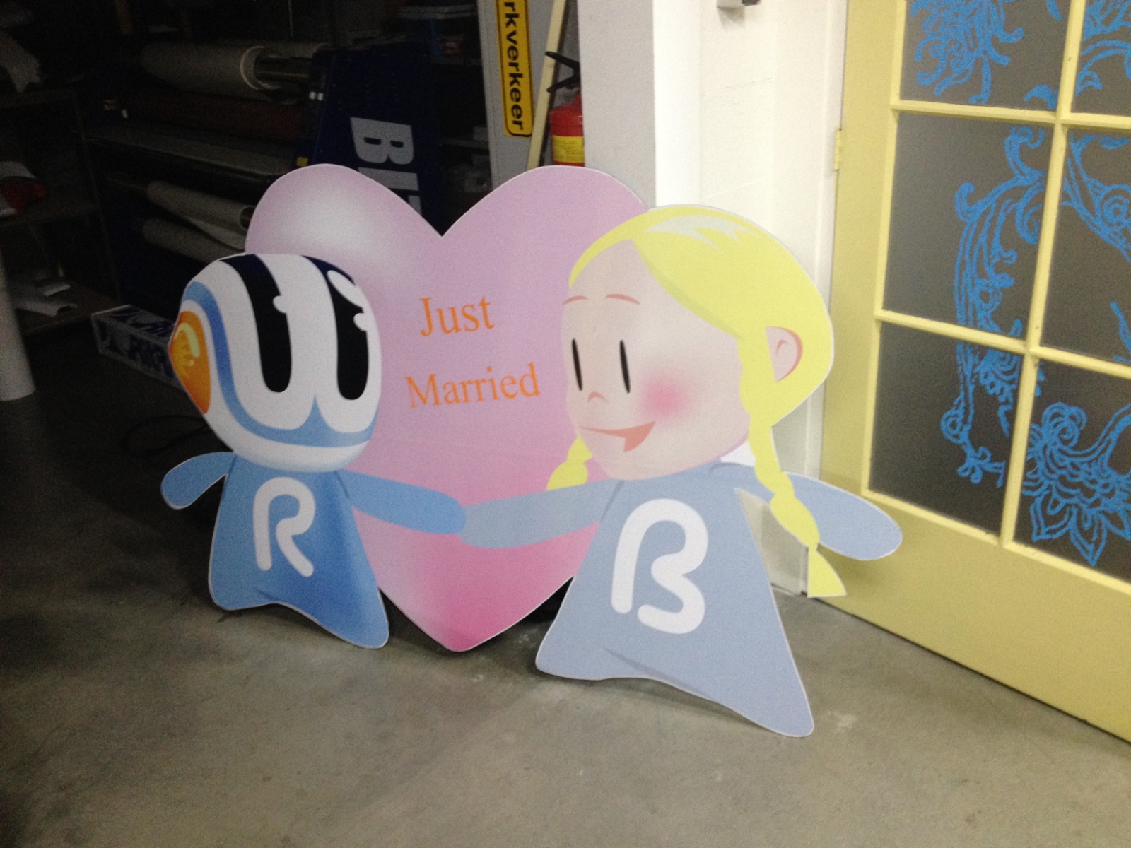 Custom bord contour